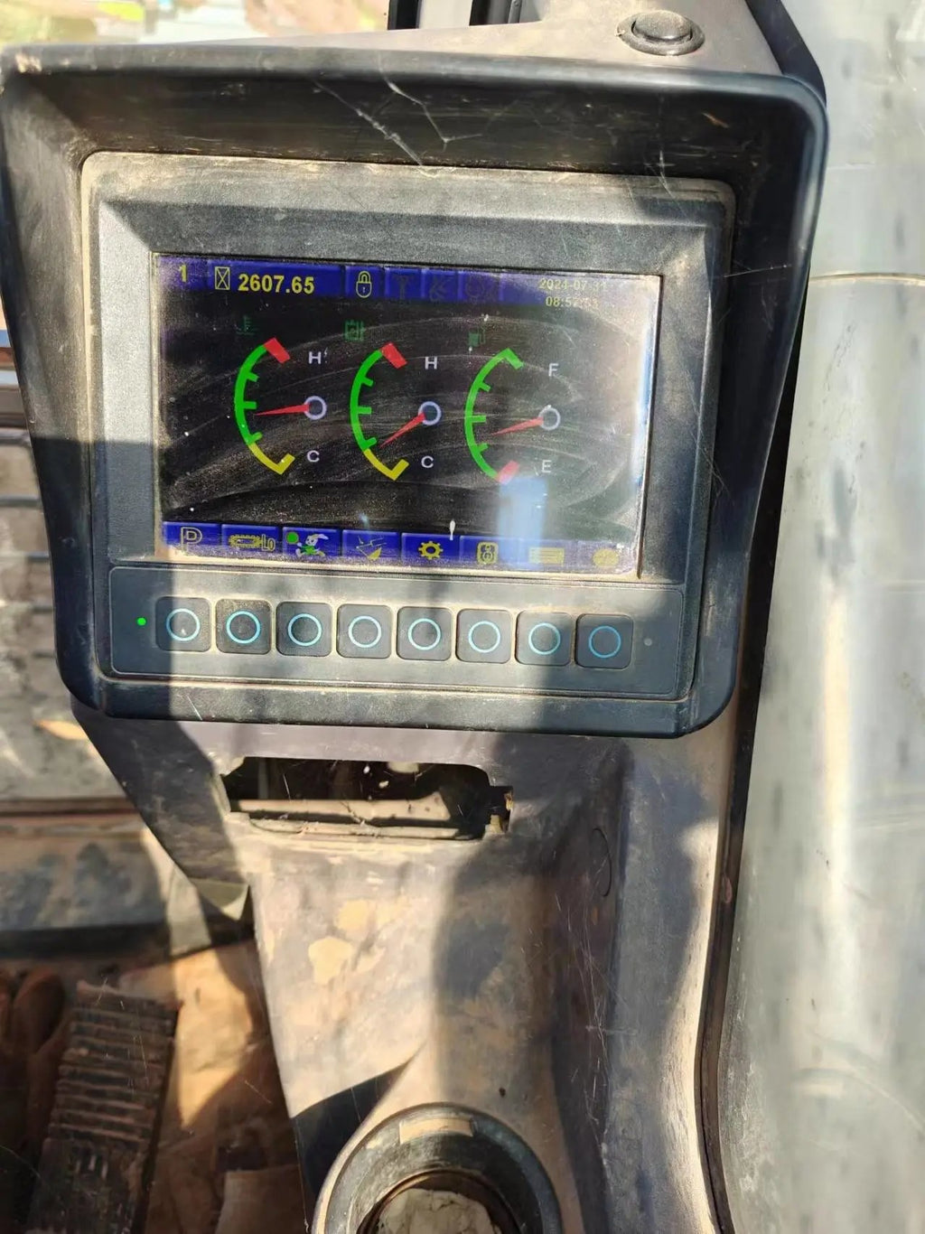 ZE485E‑10‑5034 — Jun 2020 | 2,607 hrs | Parked in Weinan | With bucket