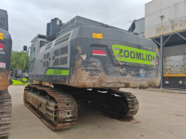 ZE650GK‑3130 | Mar 2024 | 7,326 h | Weinan — Bucket included