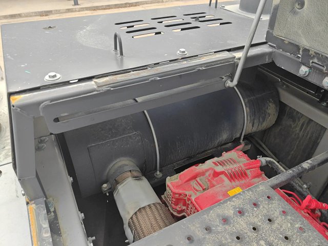 ZE650GK‑3130 | Mar 2024 | 7,326 h | Weinan — Bucket included