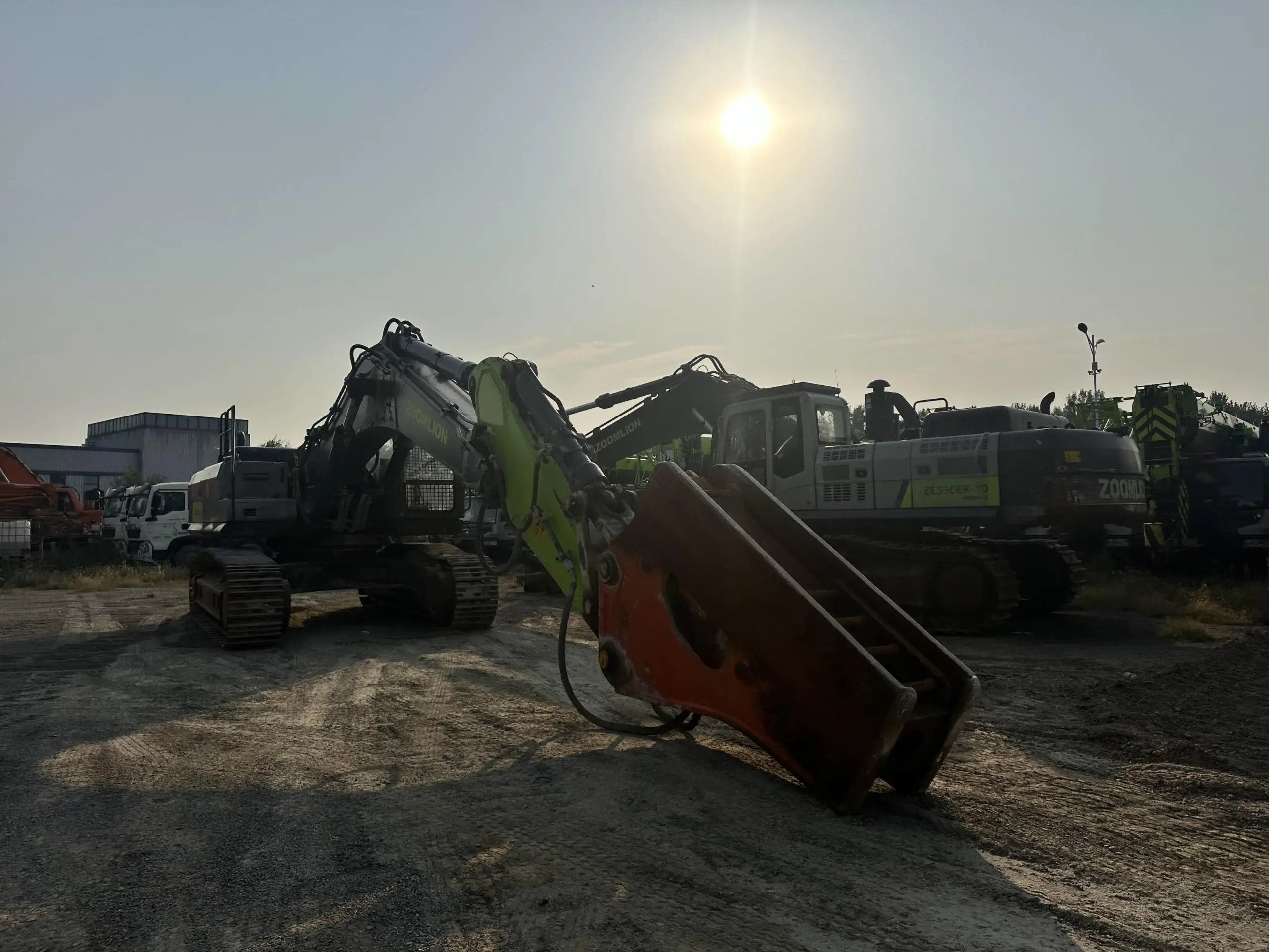 ZE485E‑10‑5057 — Jul 2020 | 2,867 hrs | Fitted with 艾迪195 hydraulic breaker