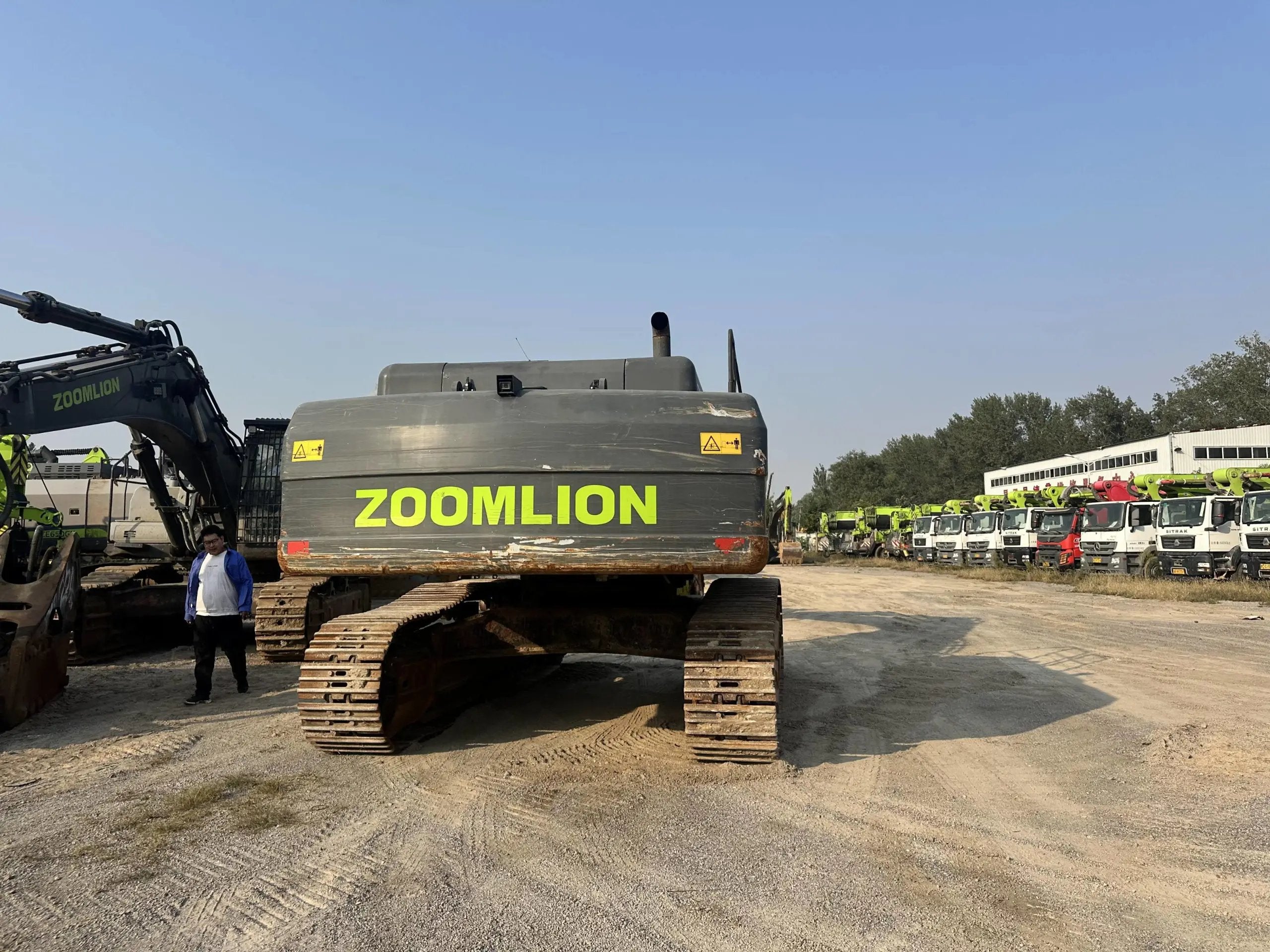 ZE485E‑10‑5057 — Jul 2020 | 2,867 hrs | Fitted with 艾迪195 hydraulic breaker
