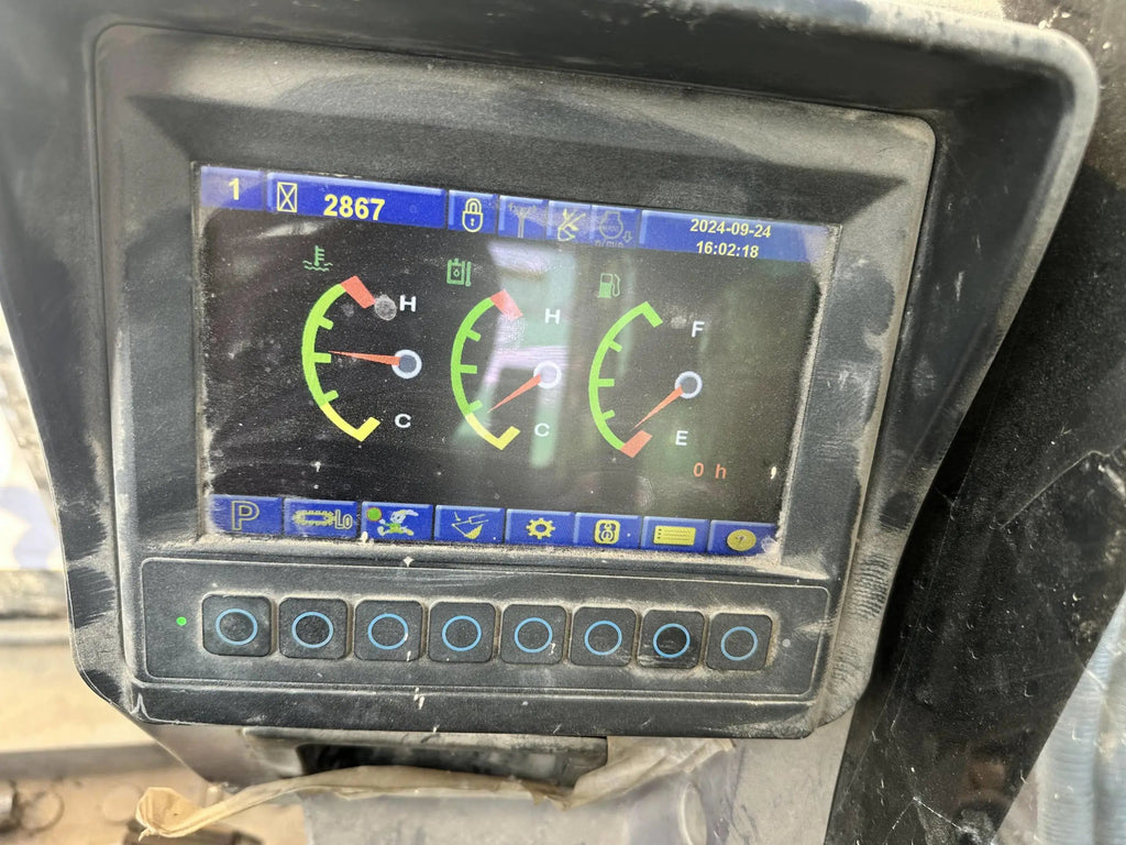 ZE485E‑10‑5057 — Jul 2020 | 2,867 hrs | Fitted with 艾迪195 hydraulic breaker