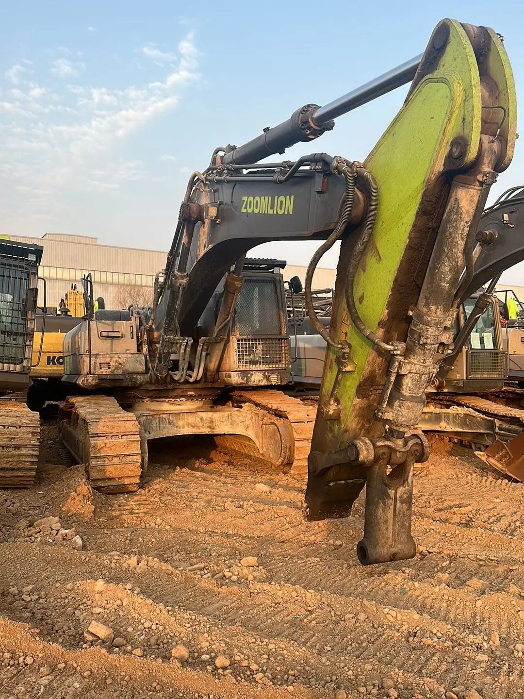 ZE485E‑10‑5279 | 2021 | 1,487 h | Weinan — No bucket assembly