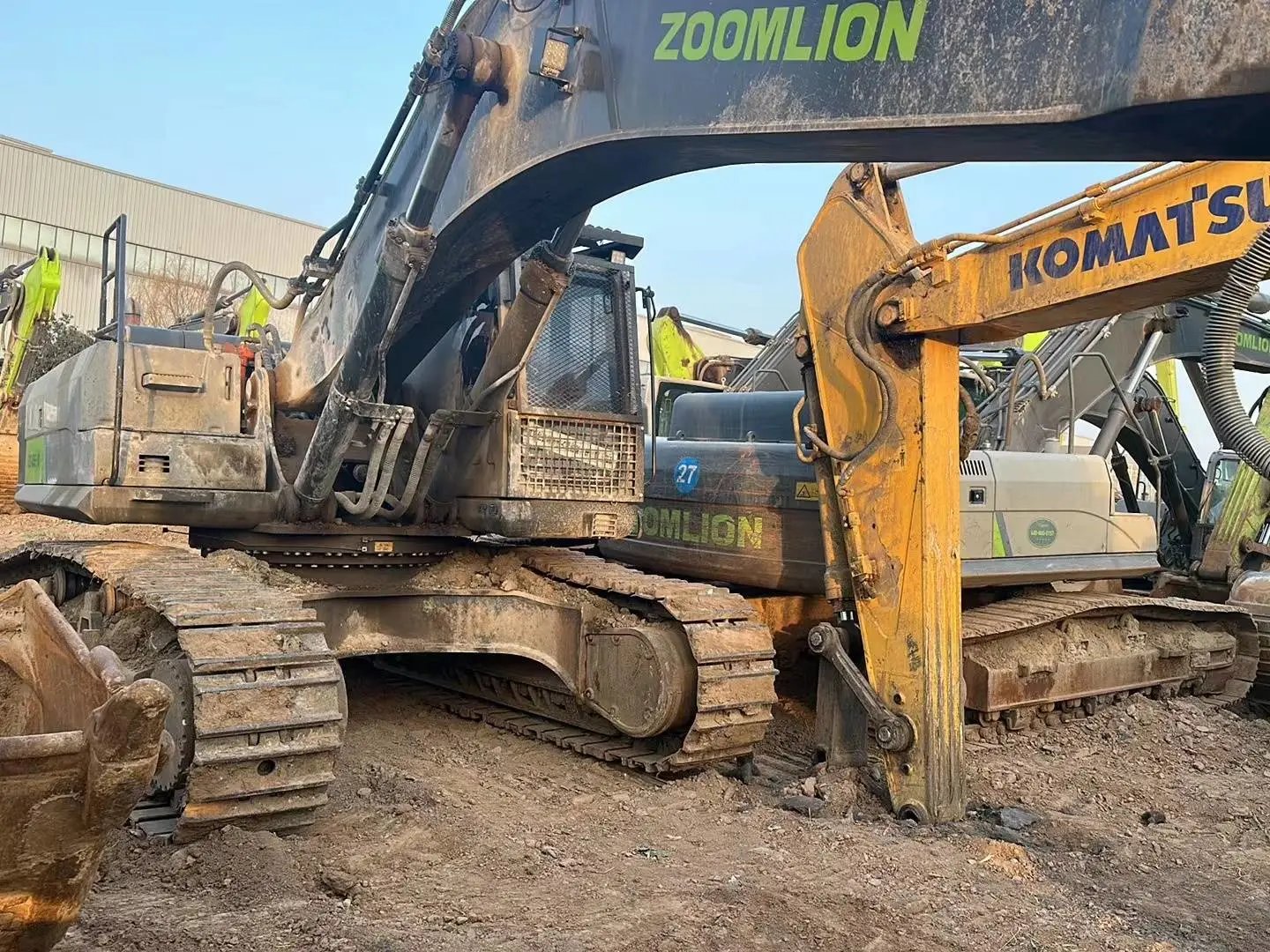ZE485E‑10‑5175 — Built 2021 | 1,410 hrs | Fitted with Aidi (艾迪) 195 hydraulic breaker