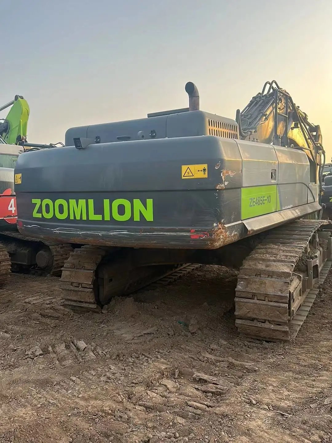 ZE485E‑10‑5175 — Built 2021 | 1,410 hrs | Fitted with Aidi (艾迪) 195 hydraulic breaker