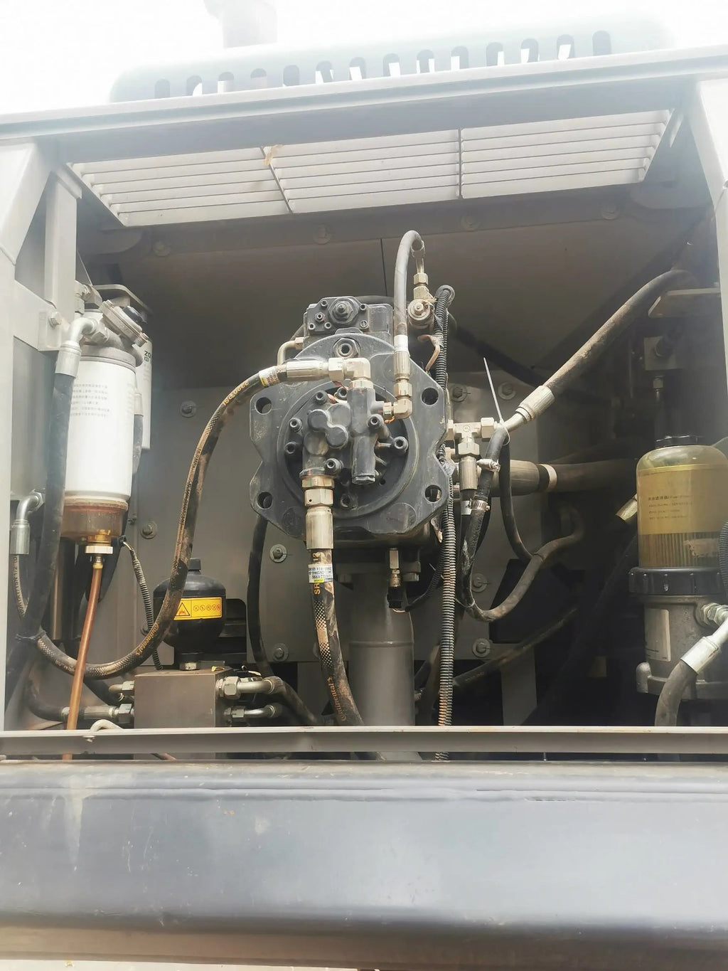 ZE485E‑10‑5200 | 2021 | 2,343 h | Weinan — Bucket (confirm capacity/type on request)