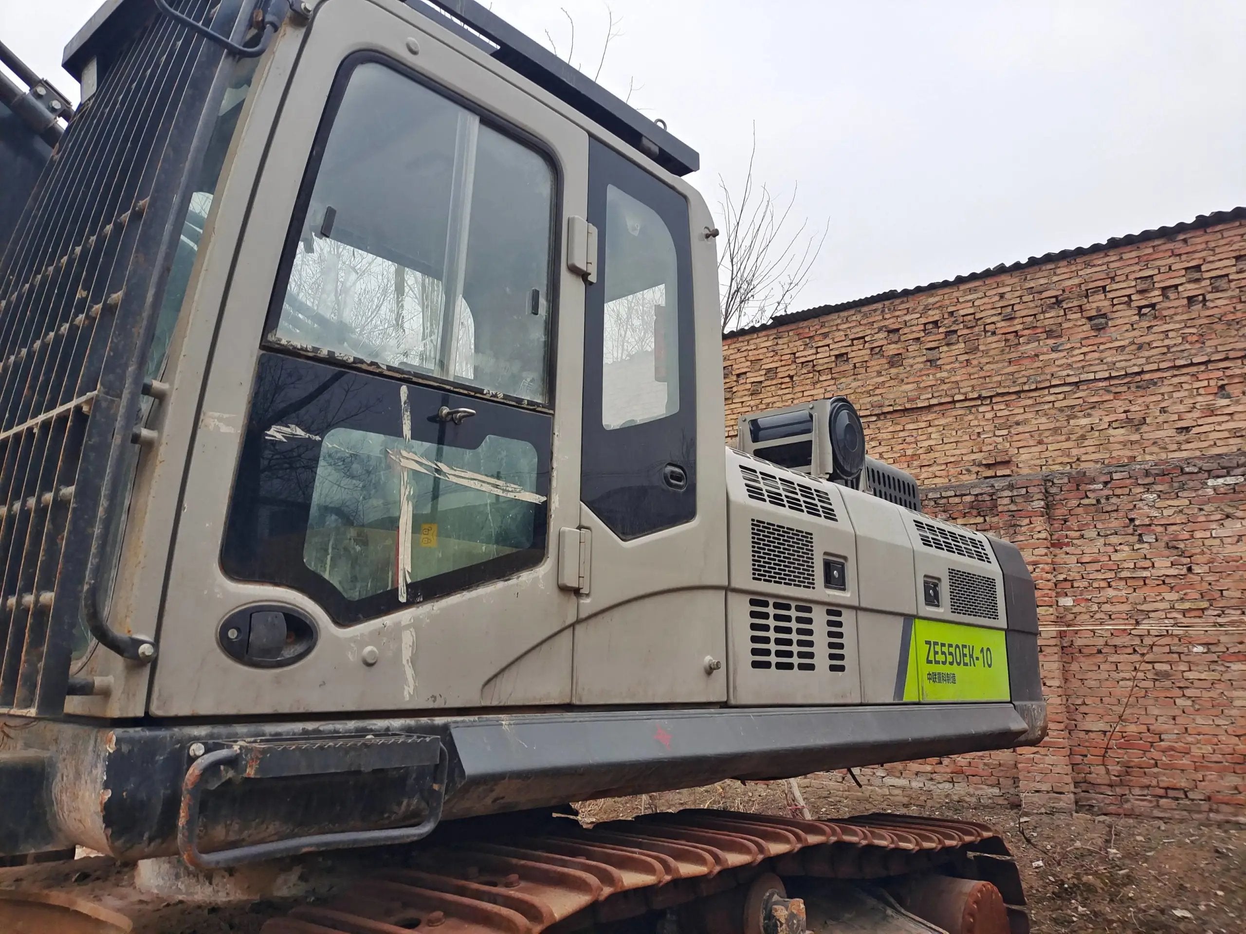 ZE485E‑10‑5196 | 2021 | 2,624 h | Xi’an — Bucket (confirm capacity/type on request)