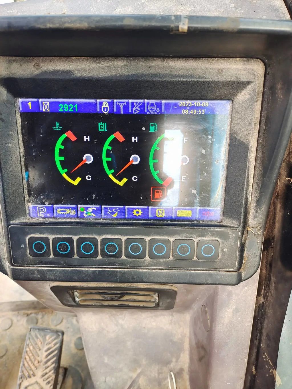 ZE485E‑10‑5140 — Manufactured Oct 2020 | 2,921 hours | Parked in Xi’an | Equipped with bucket