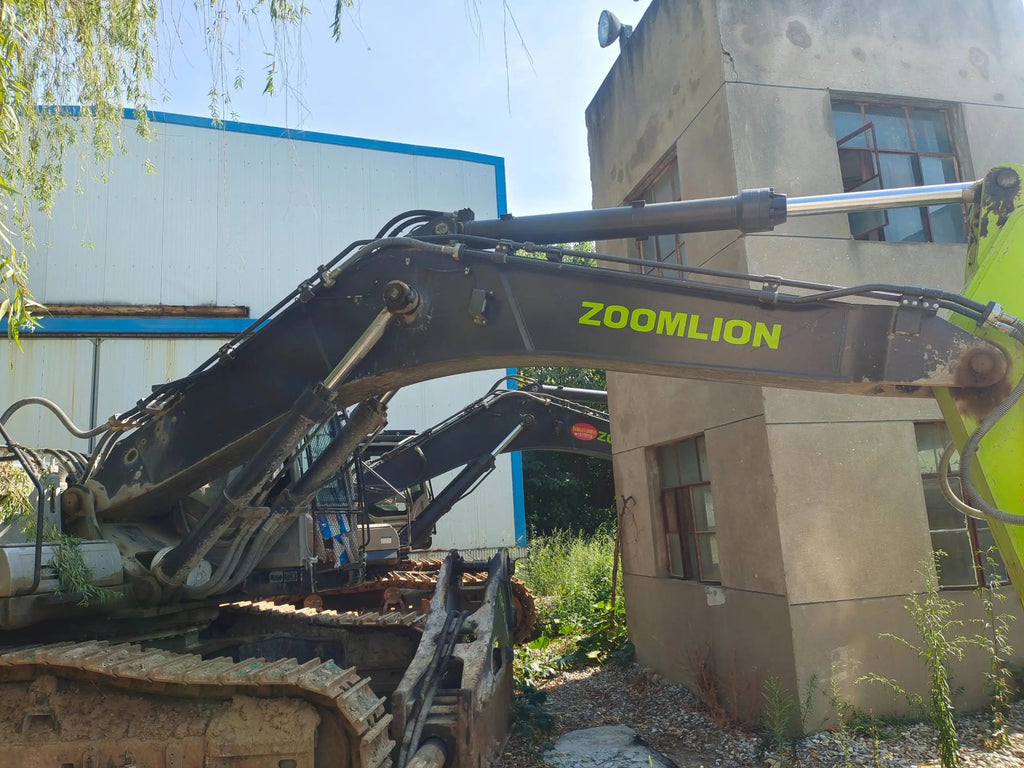 ZE485E‑10‑5229 | Mar 2021 | 385 h | Xi'an — AIDI 200 hydraulic breaker fitted