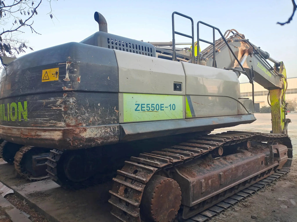 ZE485E‑10‑5124 — Manufactured Oct 2020 | 3,146 hours | Parked in Xi’an | Bucket assembly missing