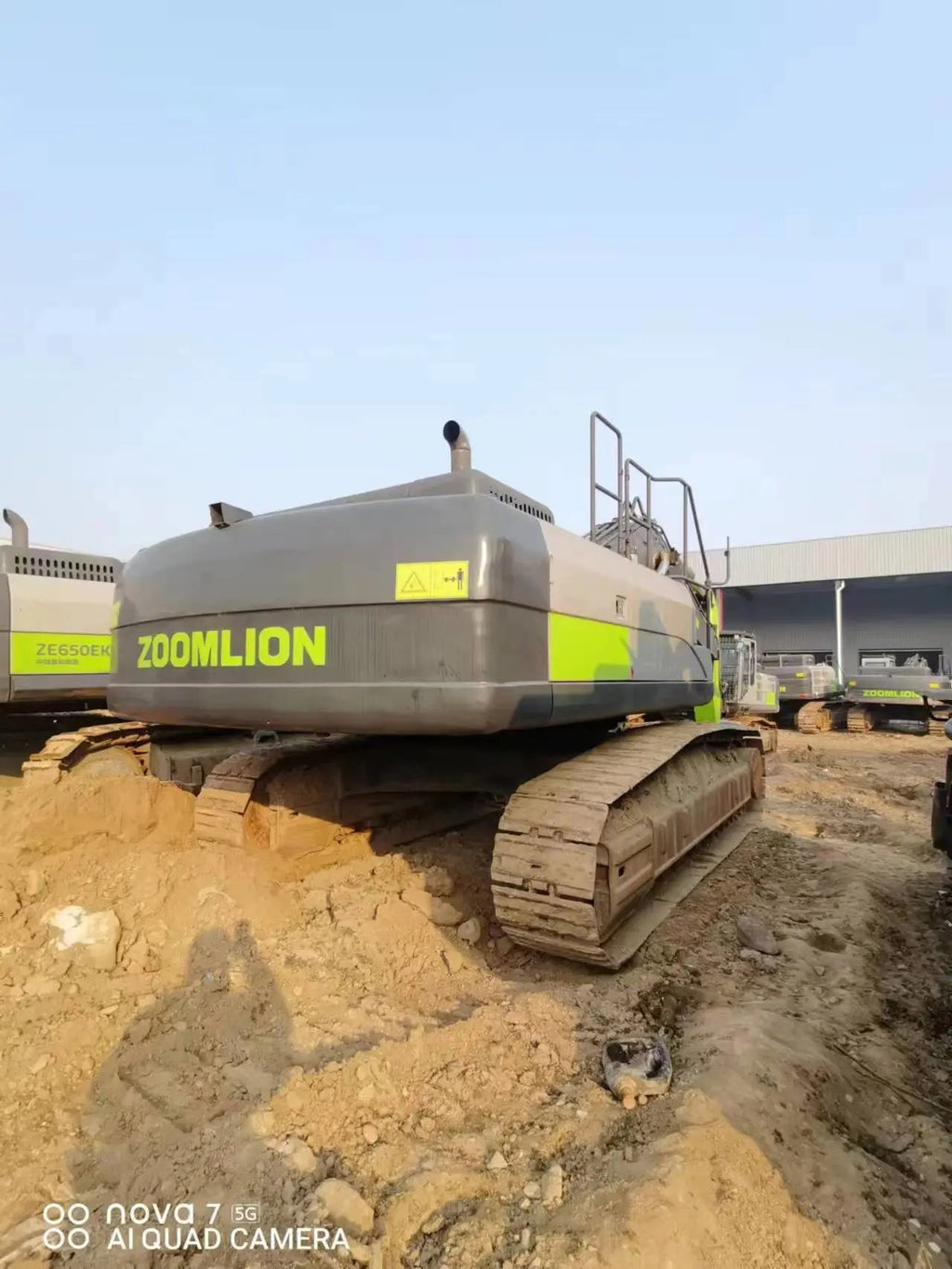 ZE485E‑10‑5030 — 2020 | 3,586 hrs | Parked in Weinan | No bucket assembly