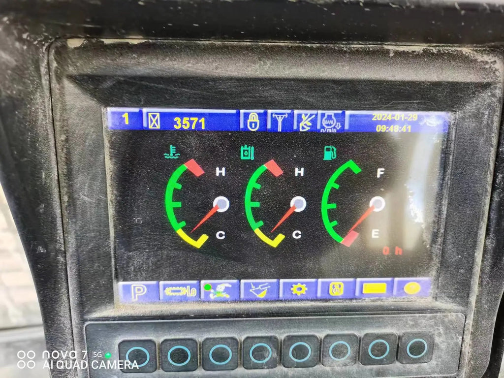 ZE485E‑10‑5030 — 2020 | 3,586 hrs | Parked in Weinan | No bucket assembly