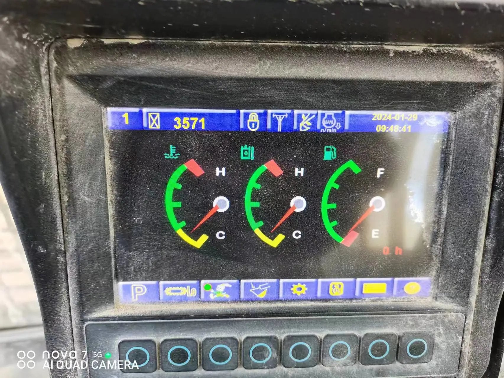 ZE485E‑10‑5030 — 2020 | 3,586 hrs | Parked in Weinan | No bucket assembly