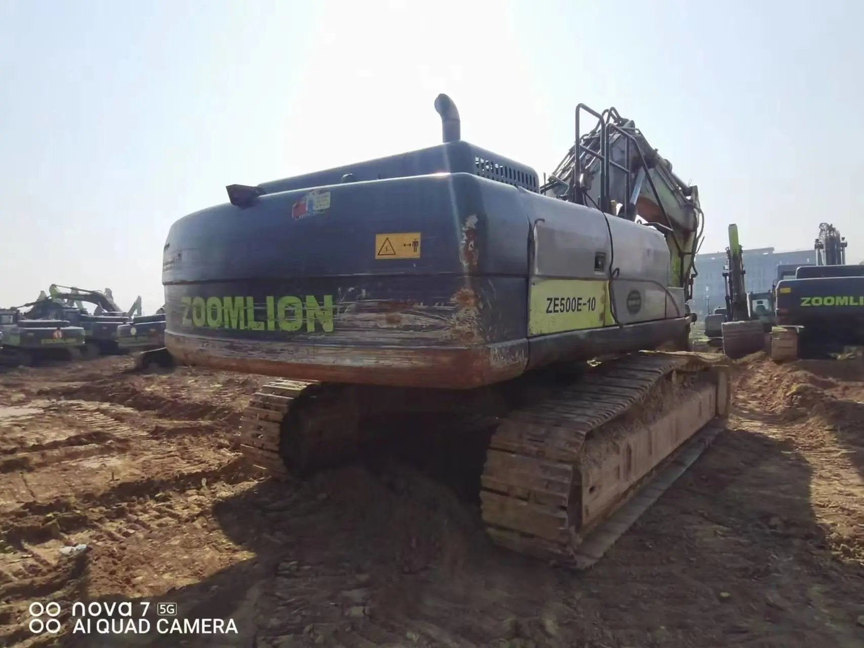 ZE485E‑10 | Manufactured Jun 2020 | 5,798 hours | Parked in Weinan | Equipped with 195 hydraulic breaker