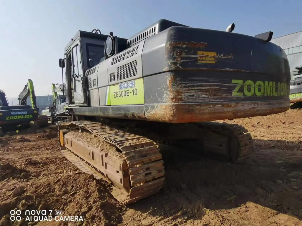 ZE485E‑10 | Manufactured Jun 2020 | 5,798 hours | Parked in Weinan | Equipped with 195 hydraulic breaker