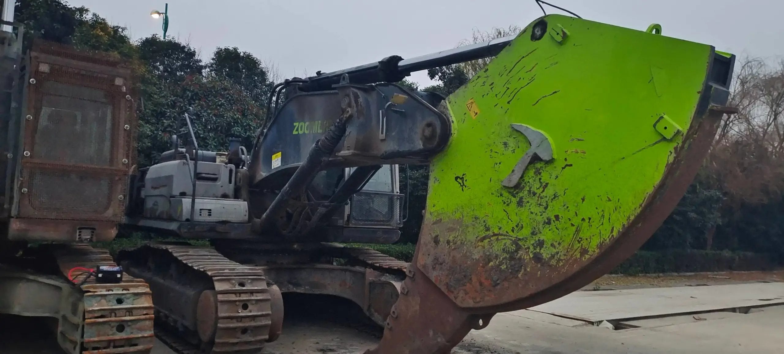 ZE550EK‑10‑5114 | 2022 | 4,107 h | Weinan — Eagle‑hook (demolition) arm