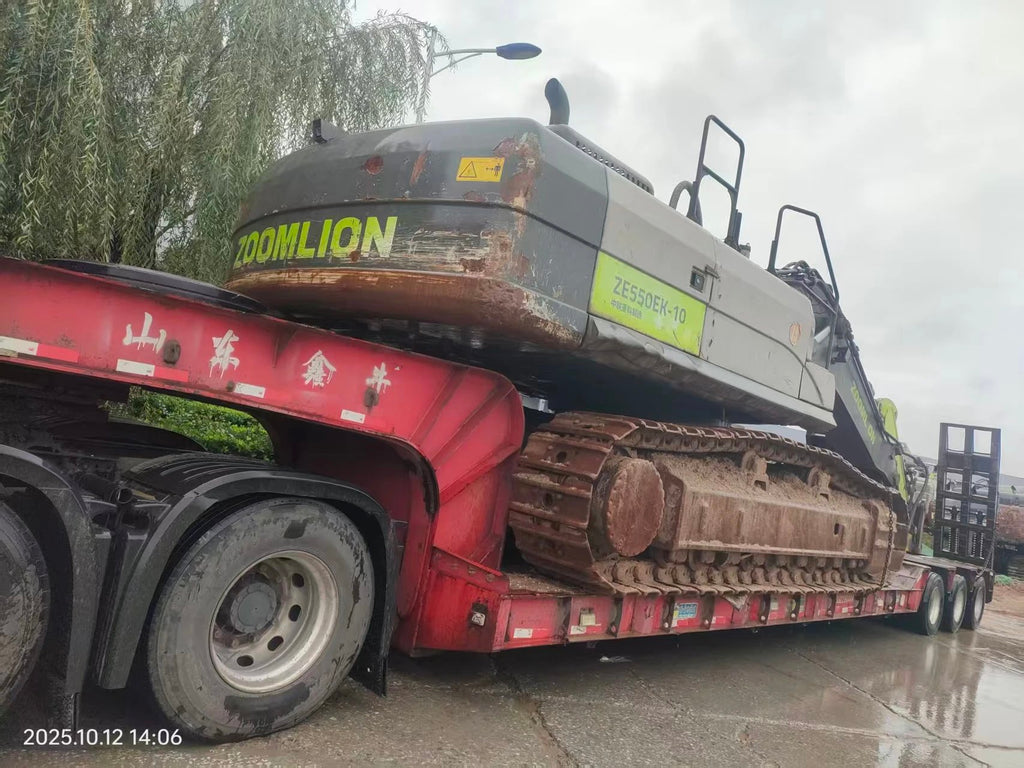Zoomlion ZE550EK‑10‑1052 — 2021 | 6,063 hrs | Parked in Weinan, Shaanxi | Includes bucket assembly