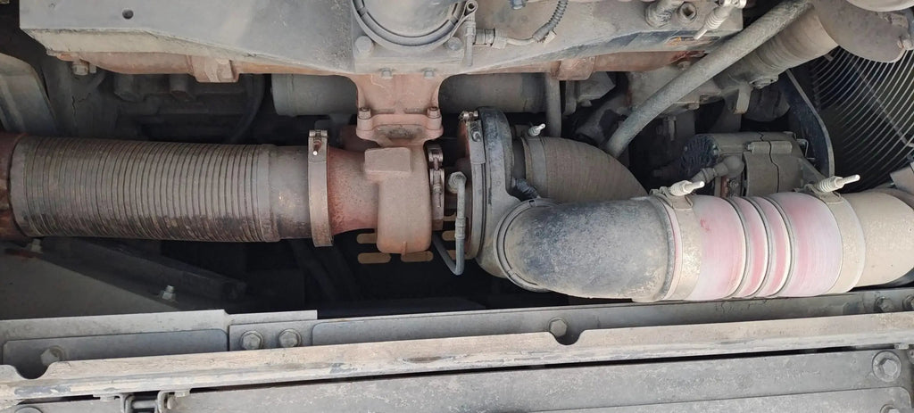 ZE550EK‑10‑1357 | 2022 | 6,197 h | Weinan park — Beilite 200 hydraulic breaker included