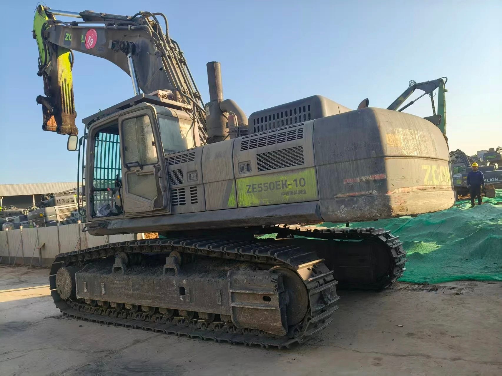 ZE550EK‑10‑1354 | 2022 | 6,791 h | Weinan — Beilite 200 hydraulic breaker included