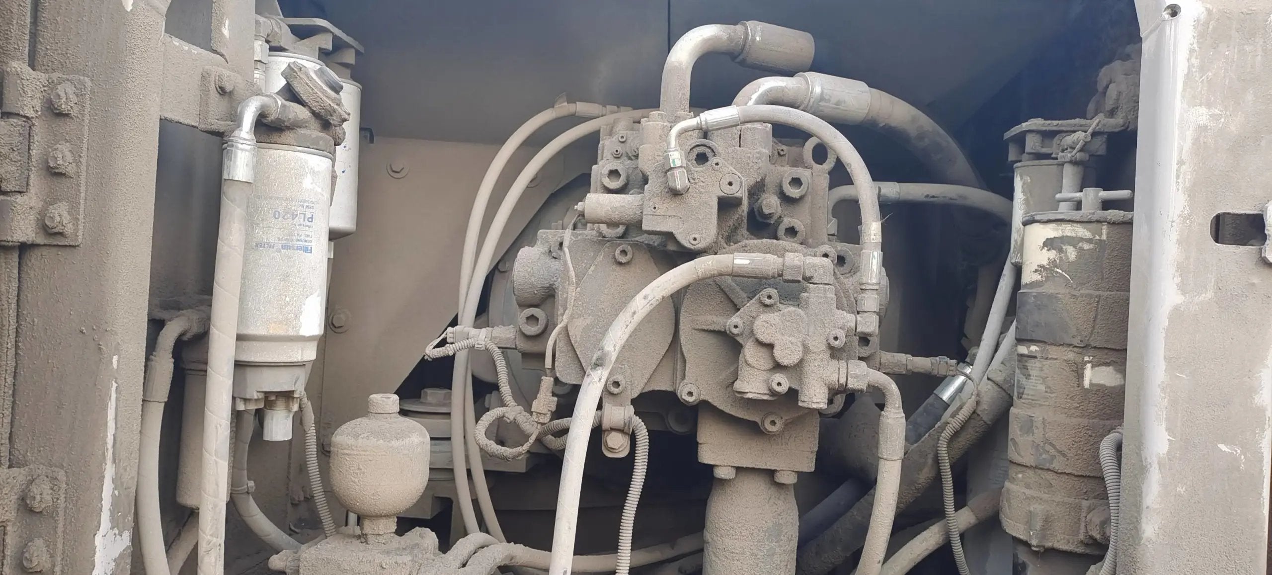 ZE550EK‑10‑1354 | 2022 | 6,791 h | Weinan — Beilite 200 hydraulic breaker included