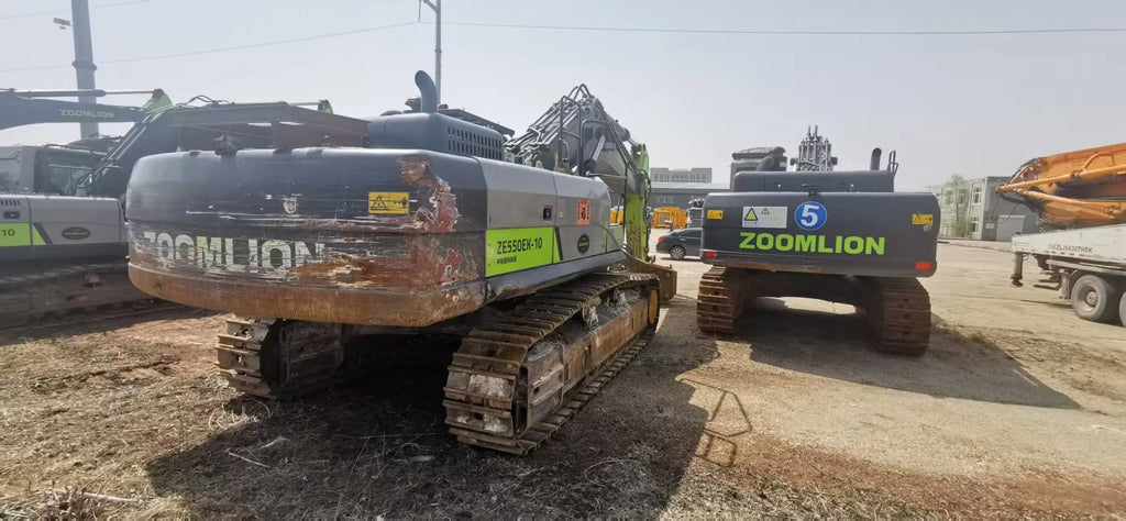 ZE550EK-10-1179 | Built: 2021 | Hours: 4,653 hrs | Parked: Siping, Jilin | Attachment: Decker 200 hydraulic breaker