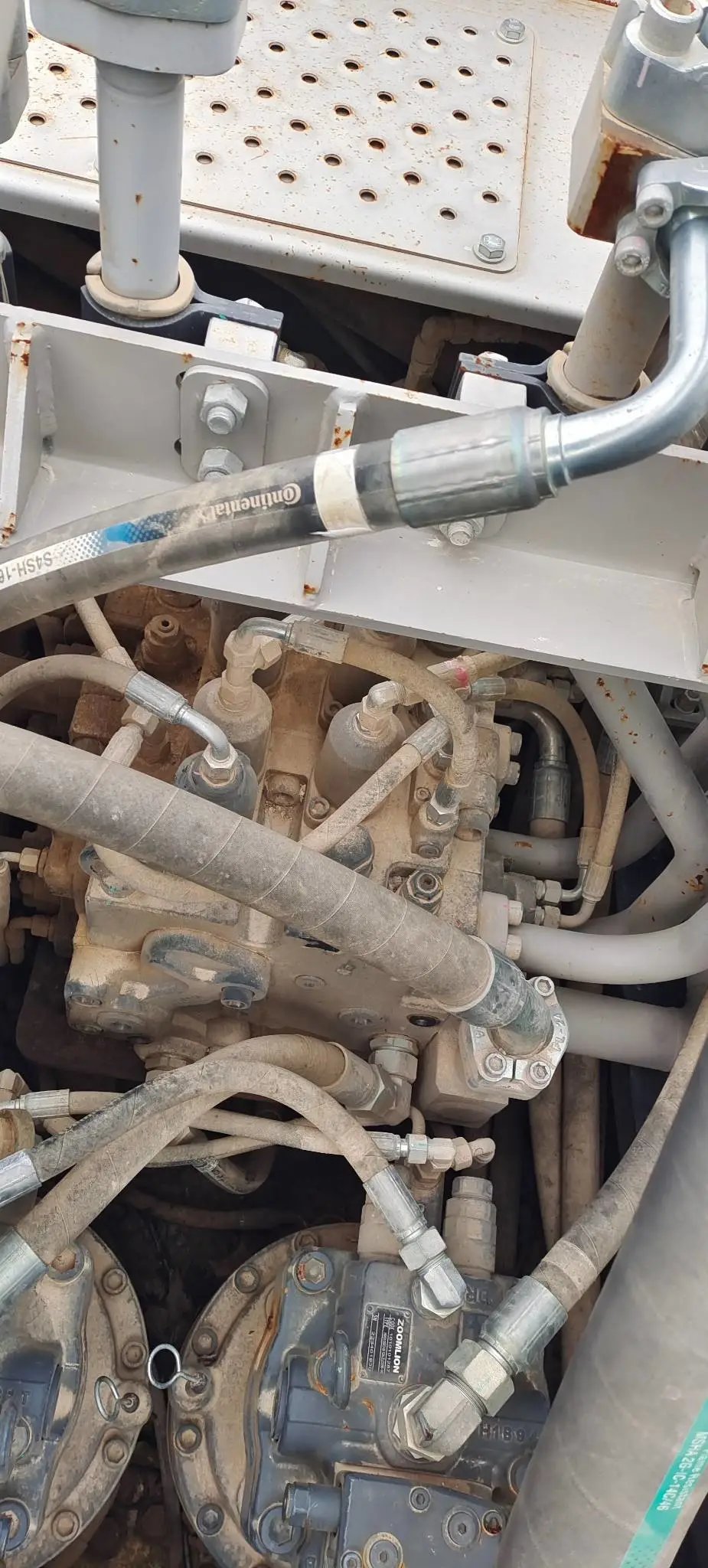 ZE550EK-10-5017 | 2022 | 1,378 hrs | Weinan campus (渭南园区) — No bucket assembly