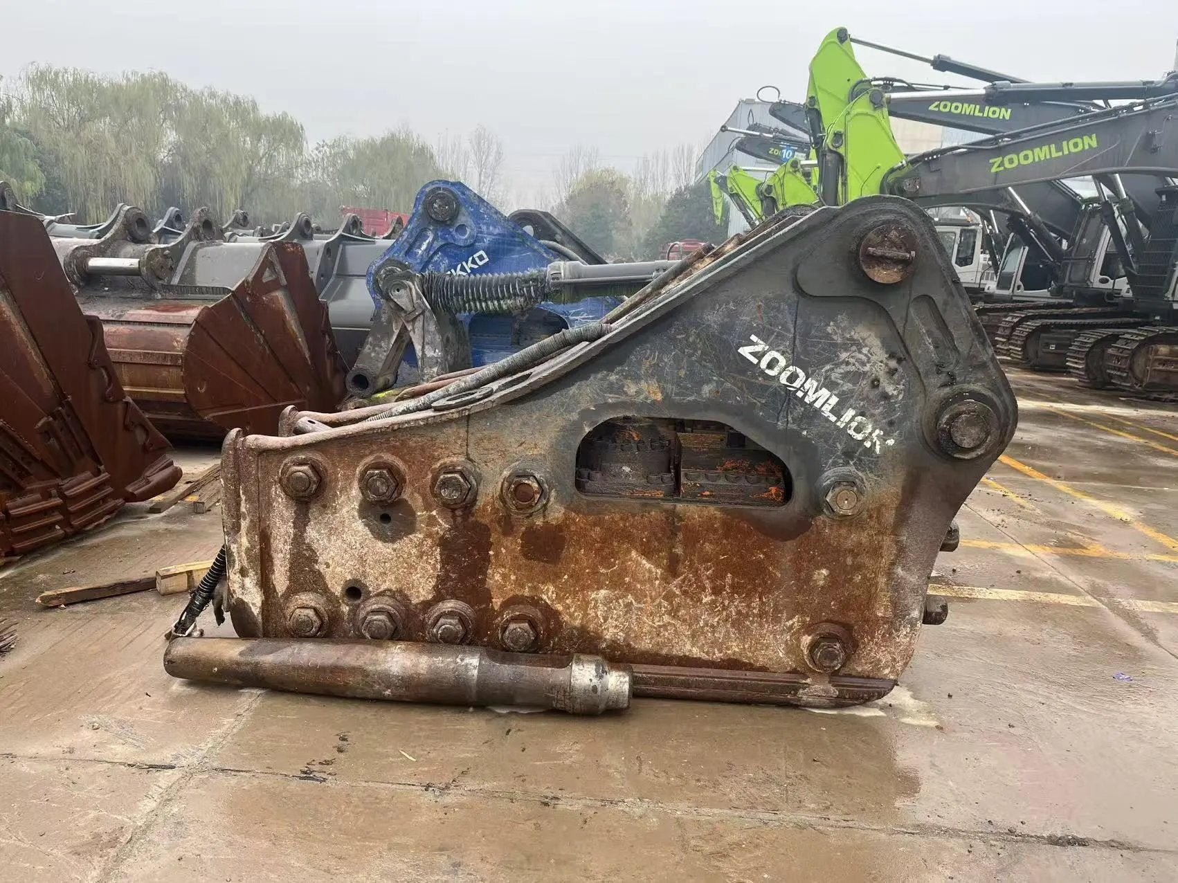 ZE550EK‑10‑1253 | 2021 | 9,452 h | Weinan Park — ADI200 hydraulic breaker
