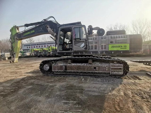 ZE650EK‑10‑5033 | 2022 | 1,825 h | Baoding — Decker 210 hydraulic breaker