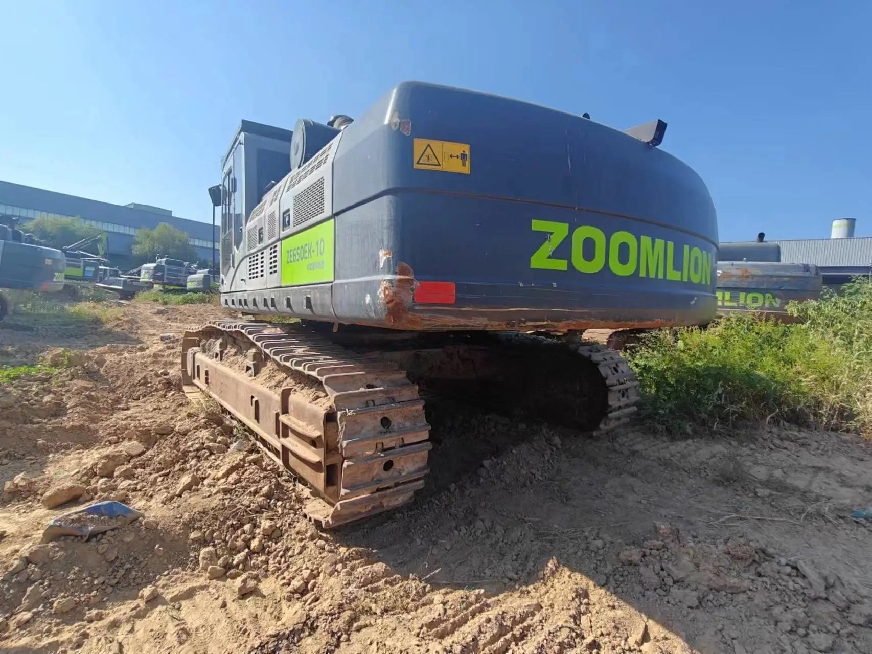ZE650EK-10-5019 | Jul 2022 | 4,995 h | Weinan — DEKE 210 hydraulic breaker