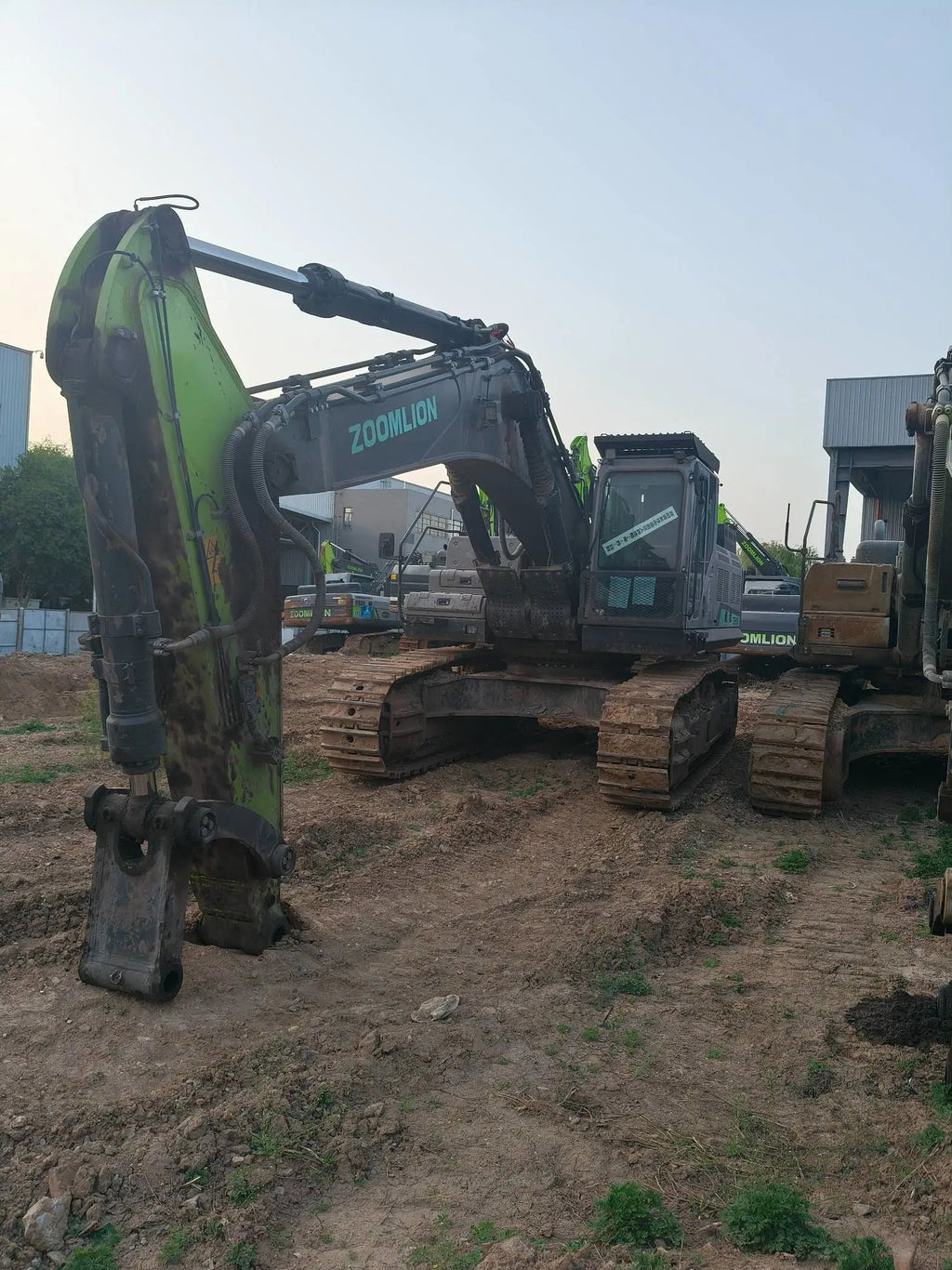 ZE550GK‑1018 | Jun 2023 | 1,467 h | Weinan — Standard bucket