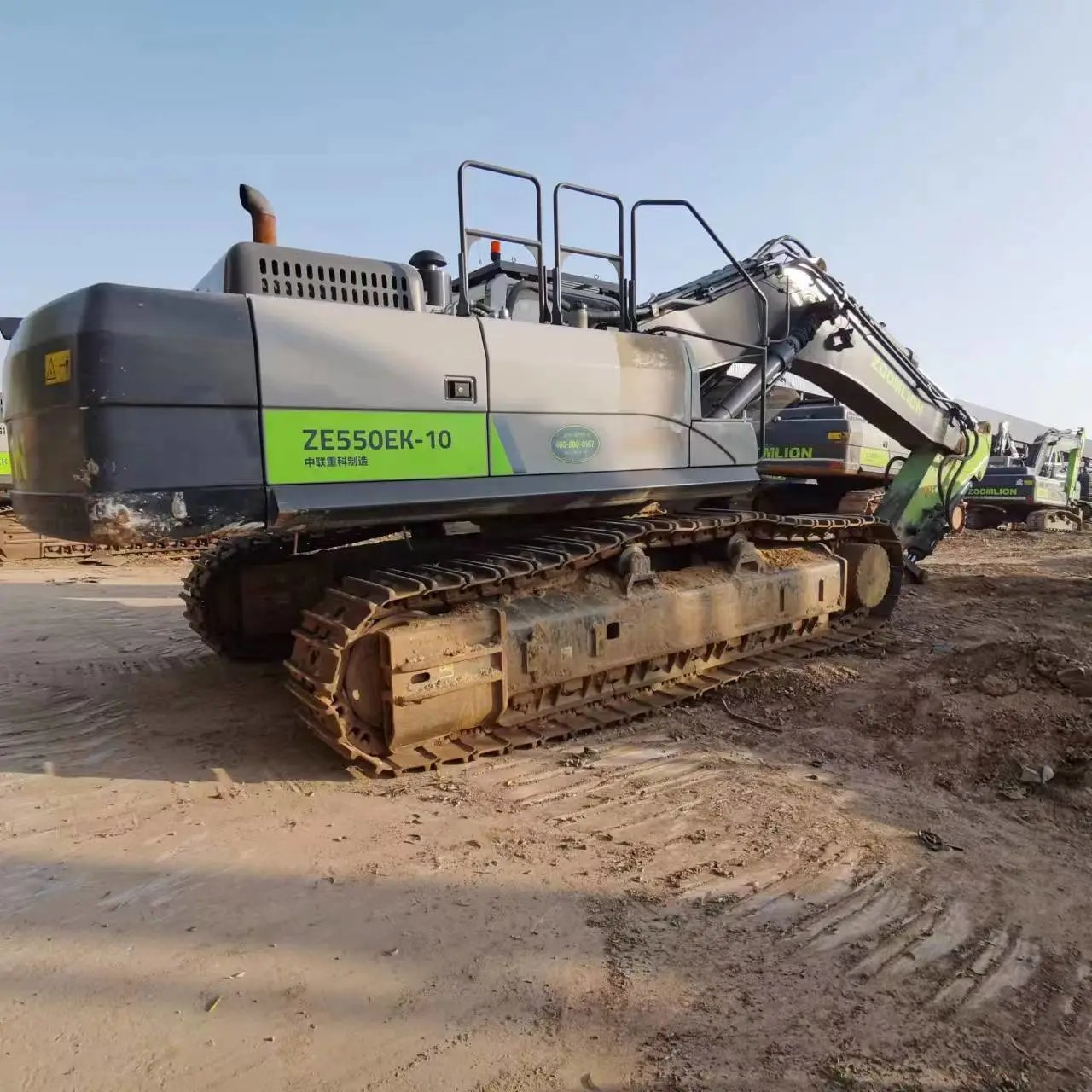 ZE550EK‑10‑1009 | Manufactured Oct 2020 | 2,073 hrs | Parked in Weinan — NO bucket assembly