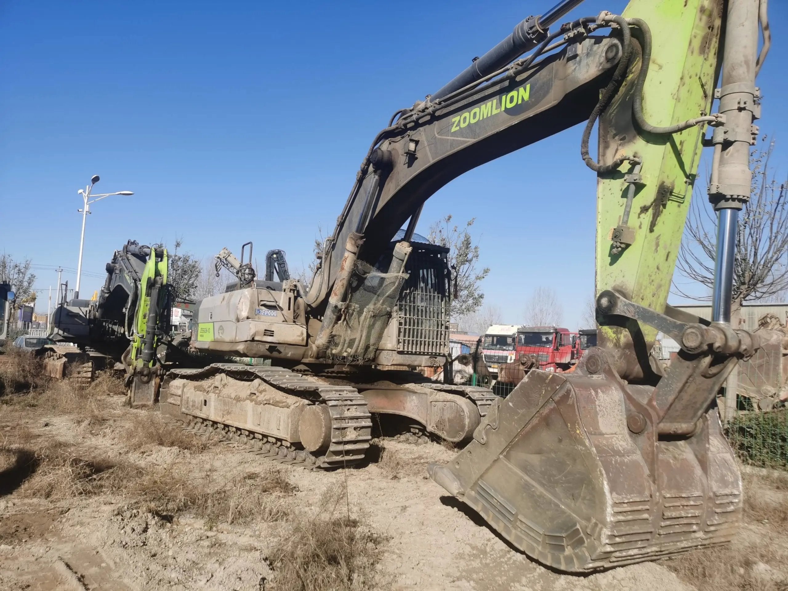 ZE550EK-10-1167 | Built 2021 | 3,967 hrs | Parked in Baoding — Includes bucket assembly