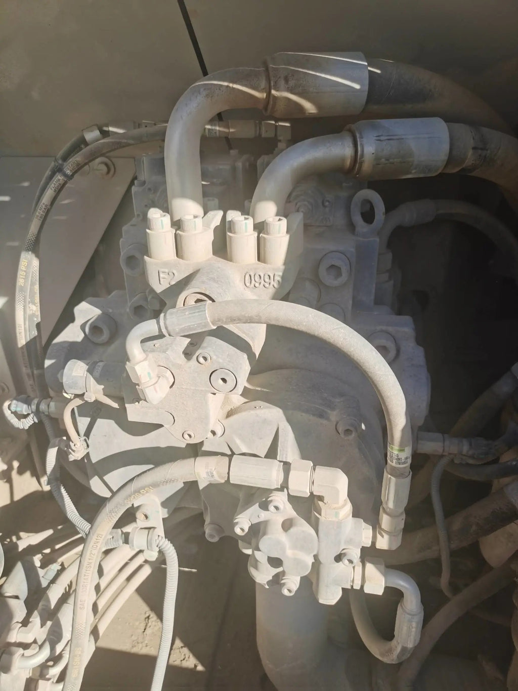 ZE550EK-10-1167 | Built 2021 | 3,967 hrs | Parked in Baoding — Includes bucket assembly