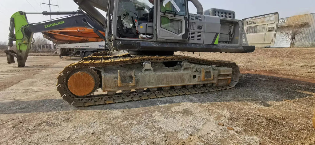 ZE550EK‑10‑1345 | 2022 | 15,053 h | Siping — No bucket assembly