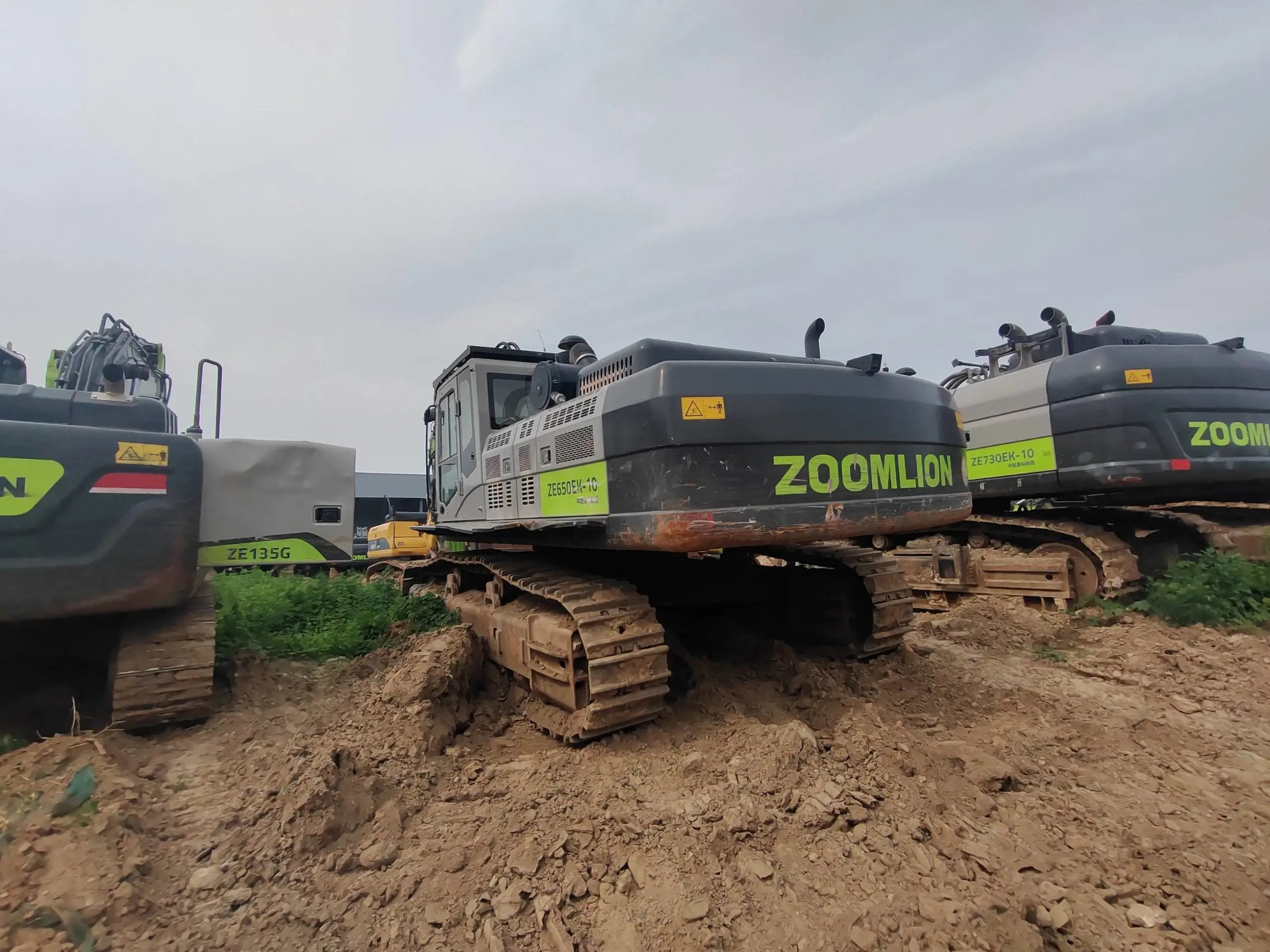 ZE650EK-10-5020 | Nov 2022 | 2,711 h | Weinan — BELIT 210 hydraulic breaker