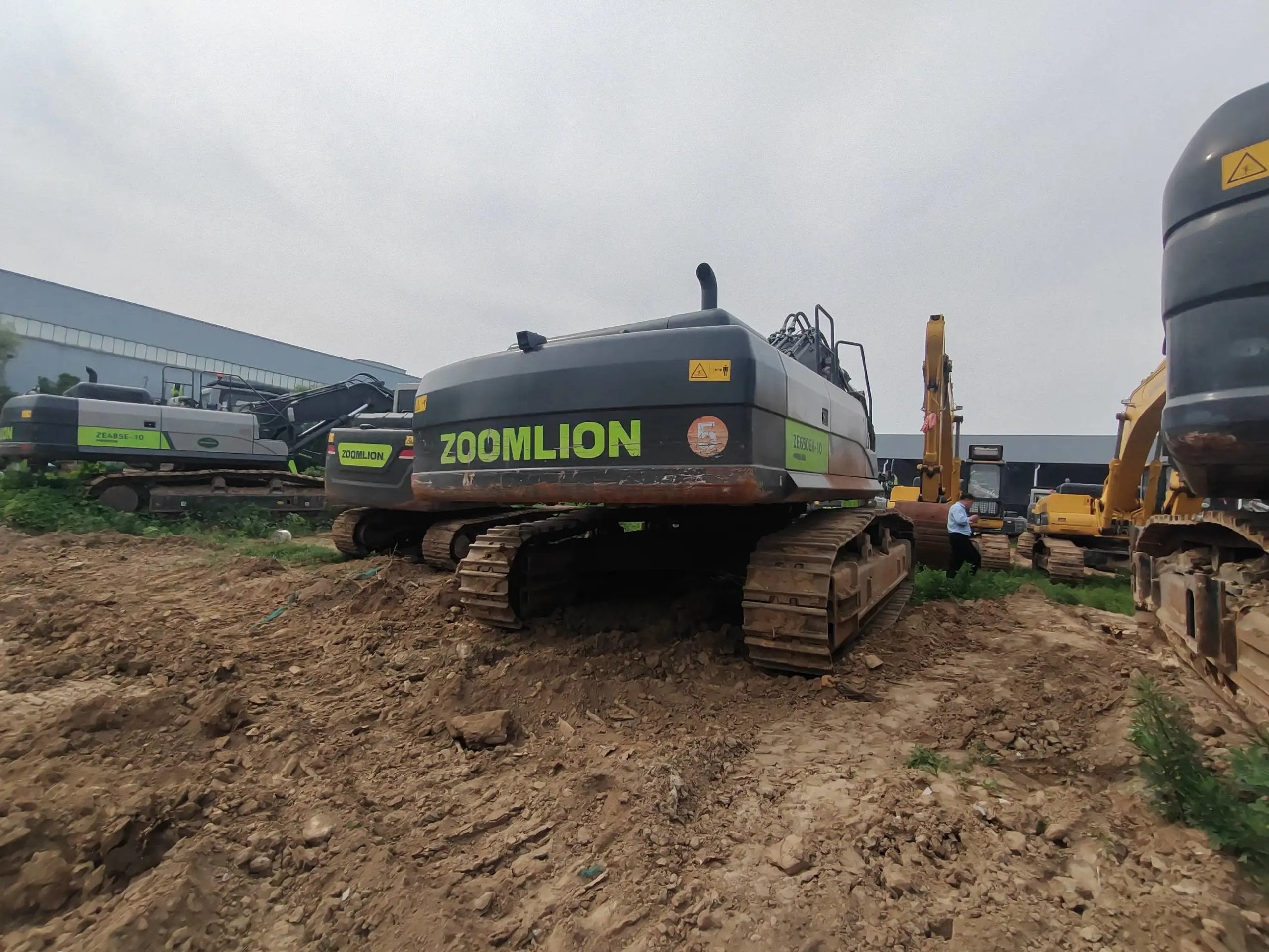 ZE650EK-10-5020 | Nov 2022 | 2,711 h | Weinan — BELIT 210 hydraulic breaker