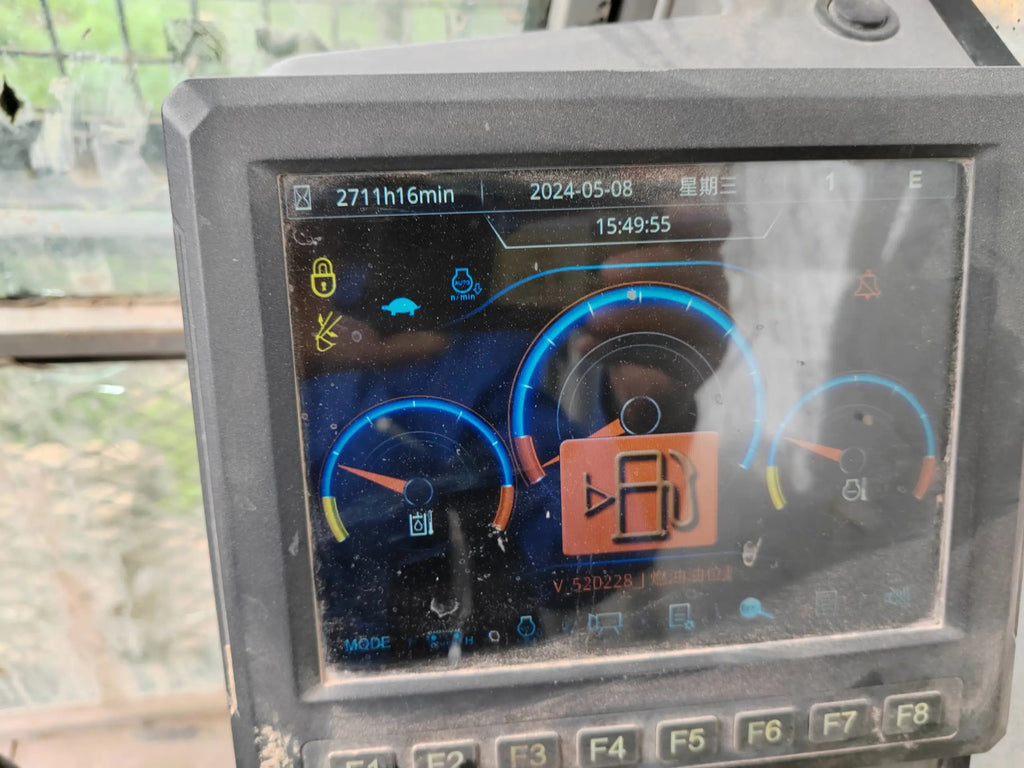 ZE650EK-10-5020 | Nov 2022 | 2,711 h | Weinan — BELIT 210 hydraulic breaker