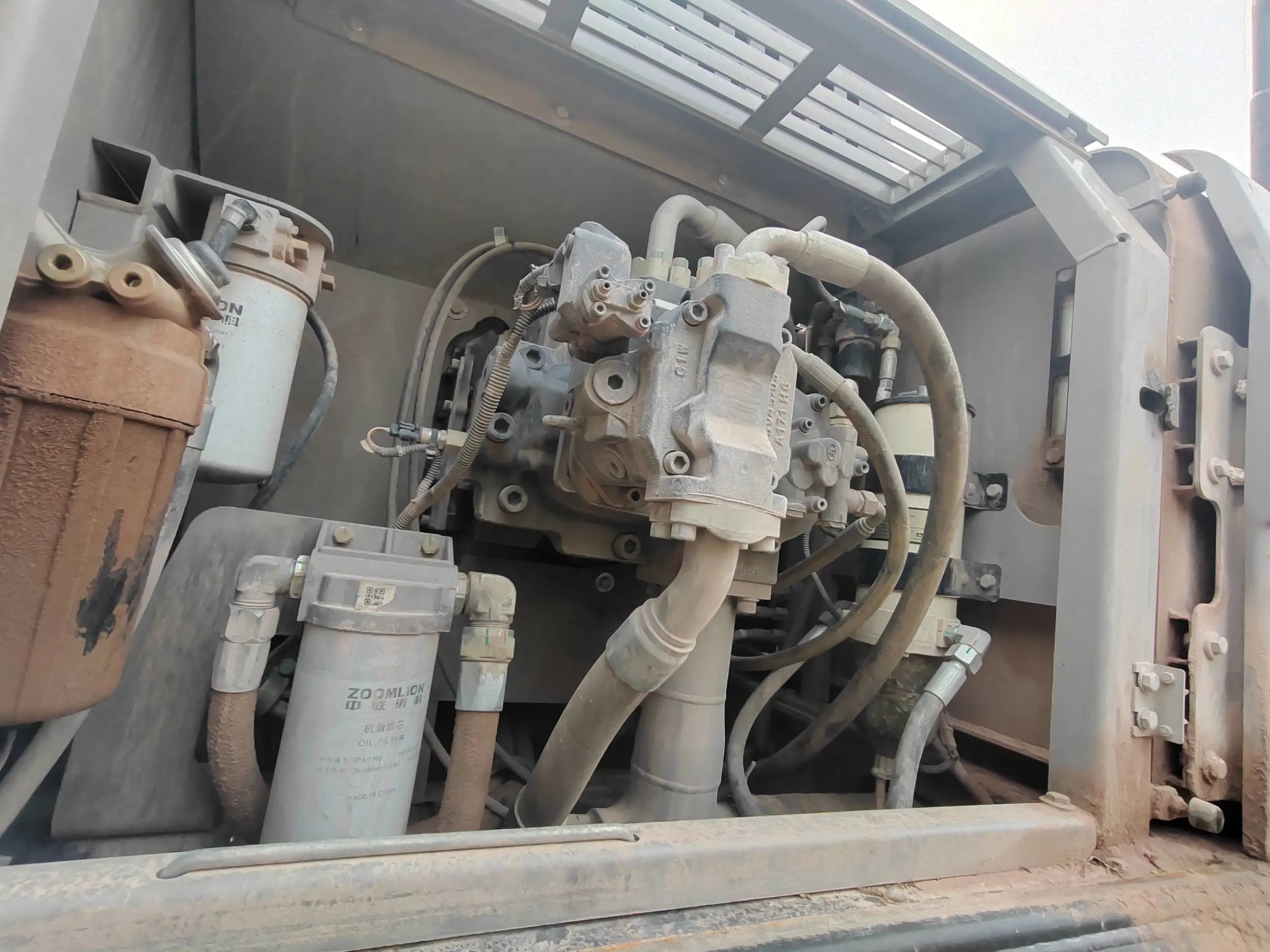 ZE650EK-10-5020 | Nov 2022 | 2,711 h | Weinan — BELIT 210 hydraulic breaker
