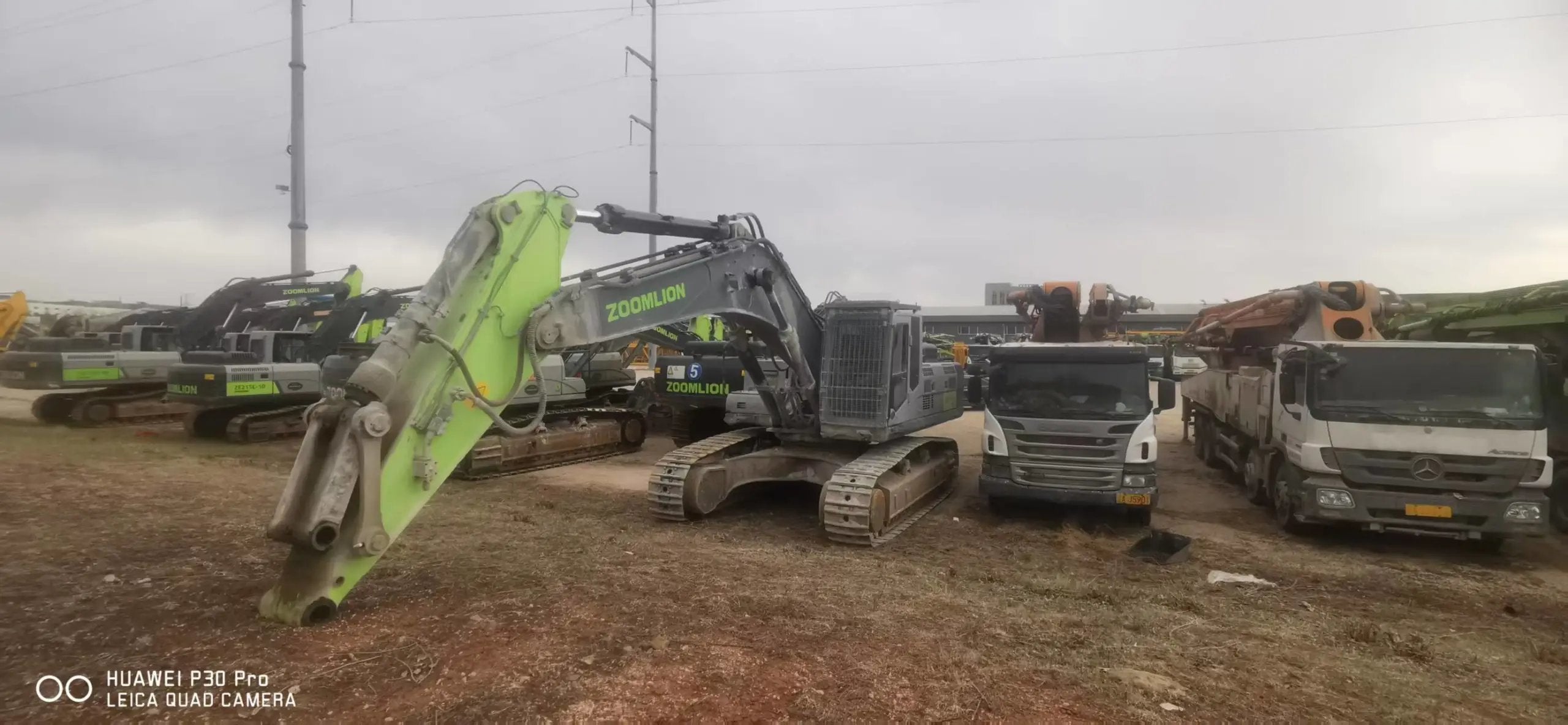 ZE550EK-10-1177 | Built: June 2021 | Hours: 6,889 hrs | Parked: Siping, Jilin | Attachment: Decker 200 hydraulic breaker