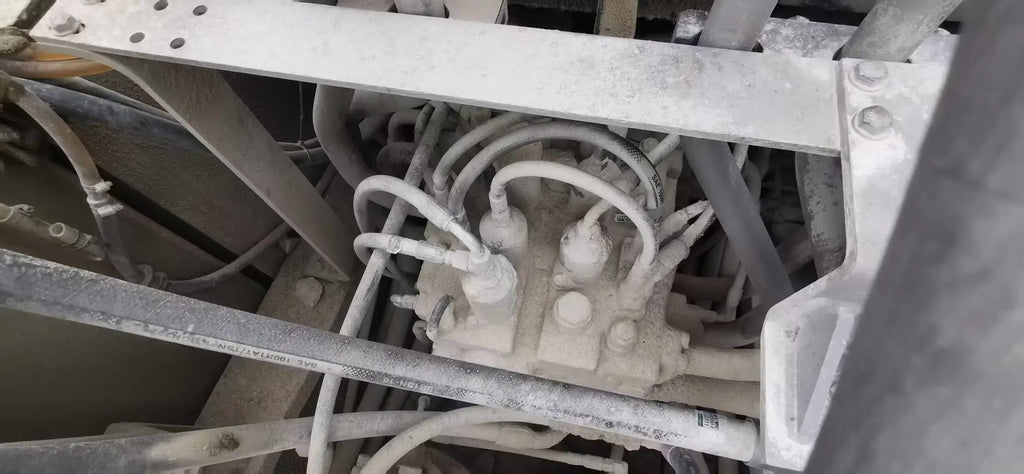 ZE550EK-10-1177 | Built: June 2021 | Hours: 6,889 hrs | Parked: Siping, Jilin | Attachment: Decker 200 hydraulic breaker