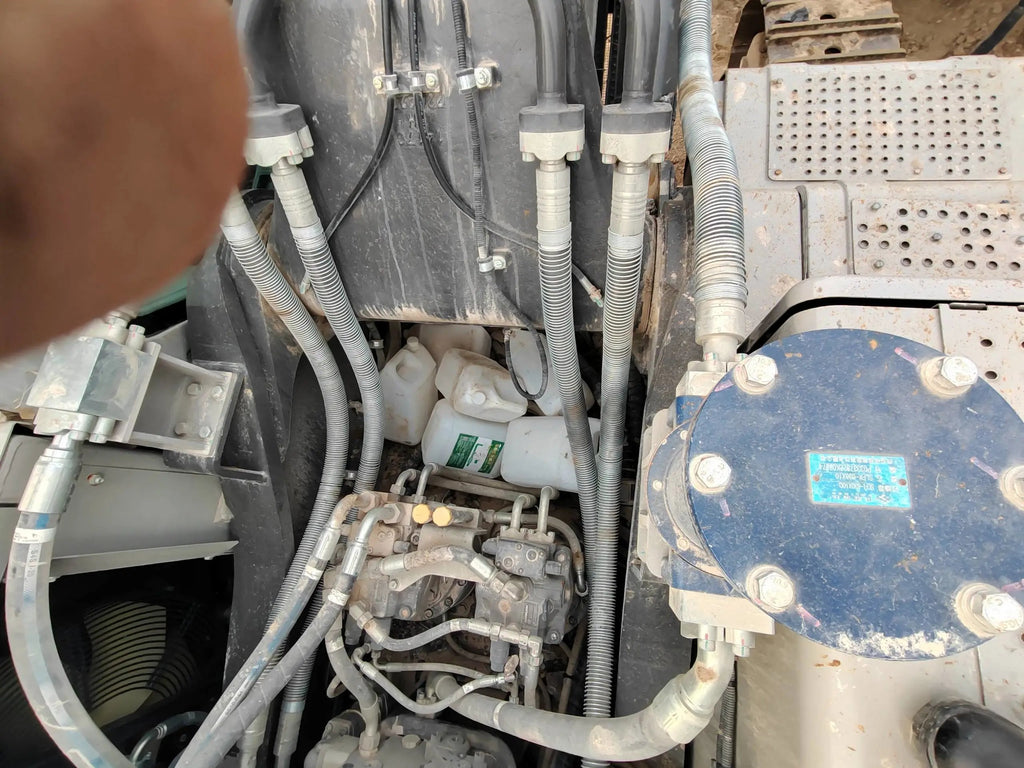 ZE620GK‑5008 | 2023 | 1,329 h | Weinan — Aidi 215 hydraulic breaker