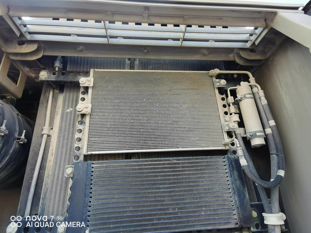 ZE550EK‑10‑1098 | 2021 | 1,895 h | Weinan — Deke 200 hydraulic breaker