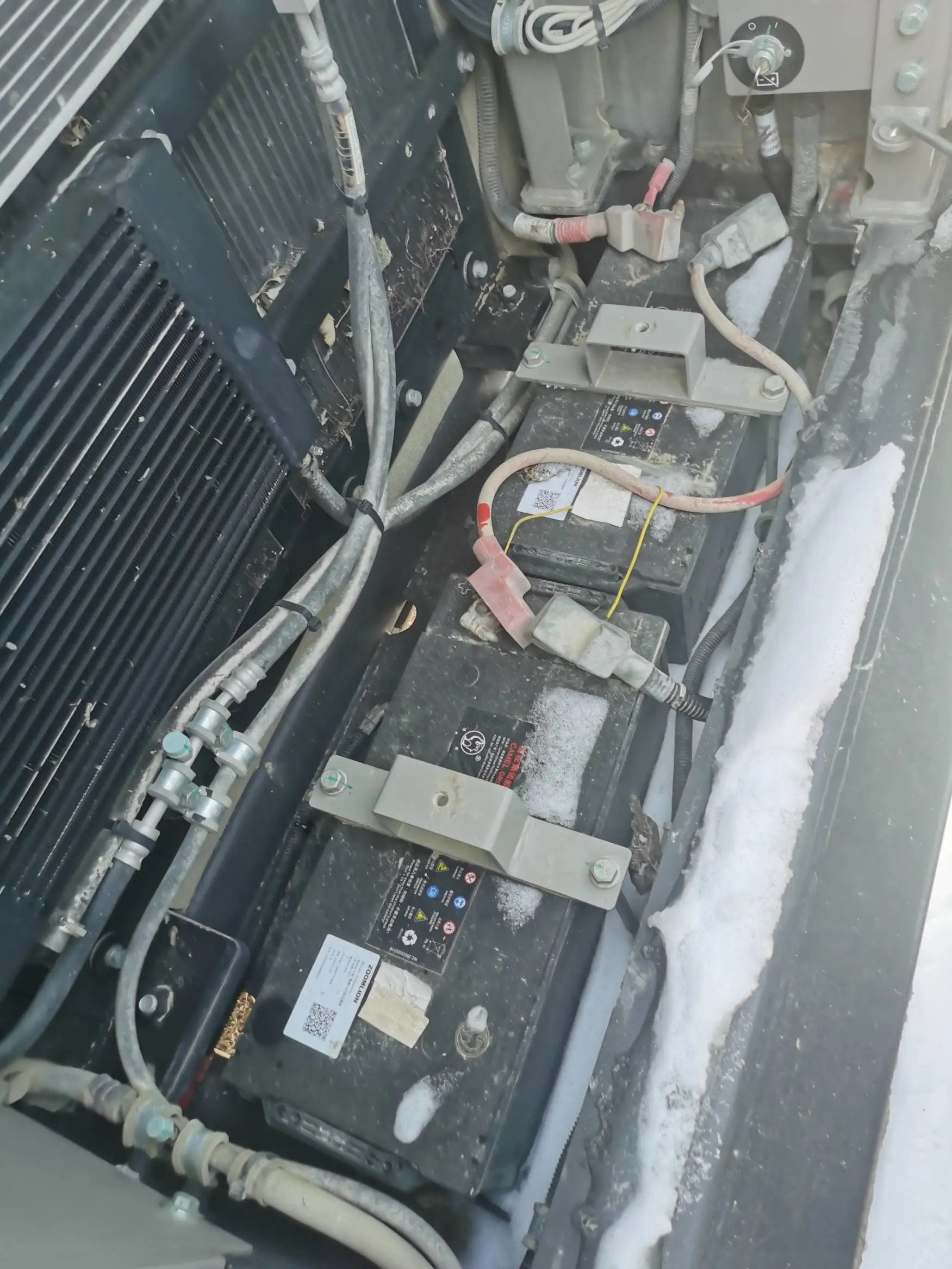 ZE620GK-5012 | 2023 | 1,076 h | Baoding — Aidi 215 hydraulic breaker
