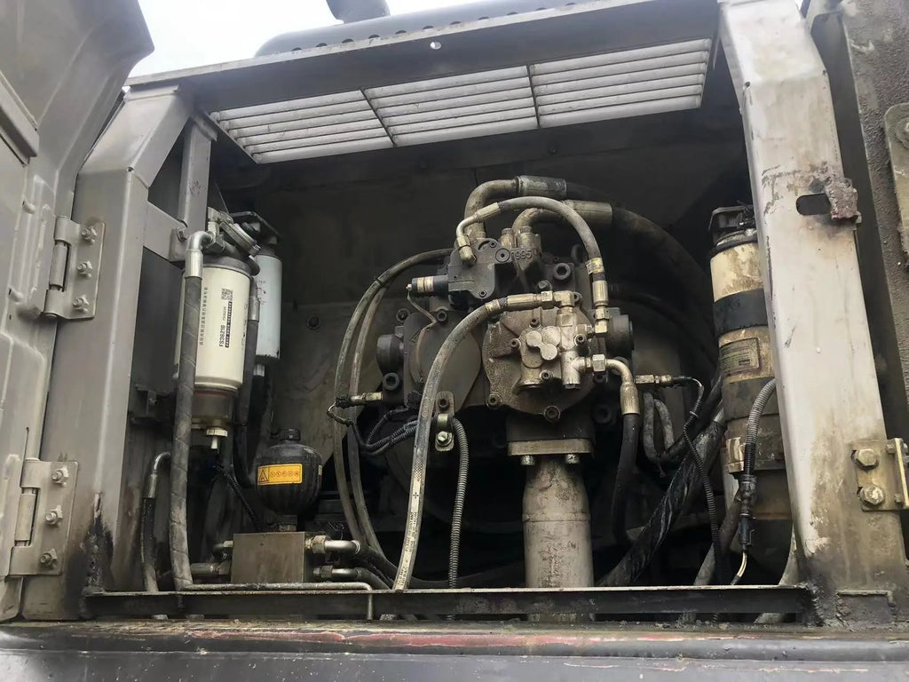 ZE550EK-10-1170 | Built 2022 | 7,640 hrs | Parked in Siping, Jilin — Equipped with Bailite 200 hydraulic breaker