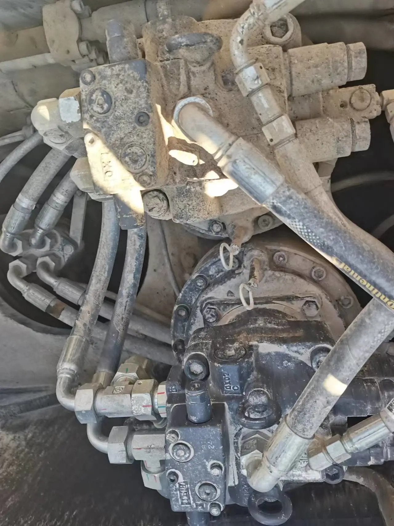 Zoomlion ZE550EK‑10‑1054 — Feb 2021 | 2,877 hrs | Parked in Siping, Jilin | Includes bucket assembly