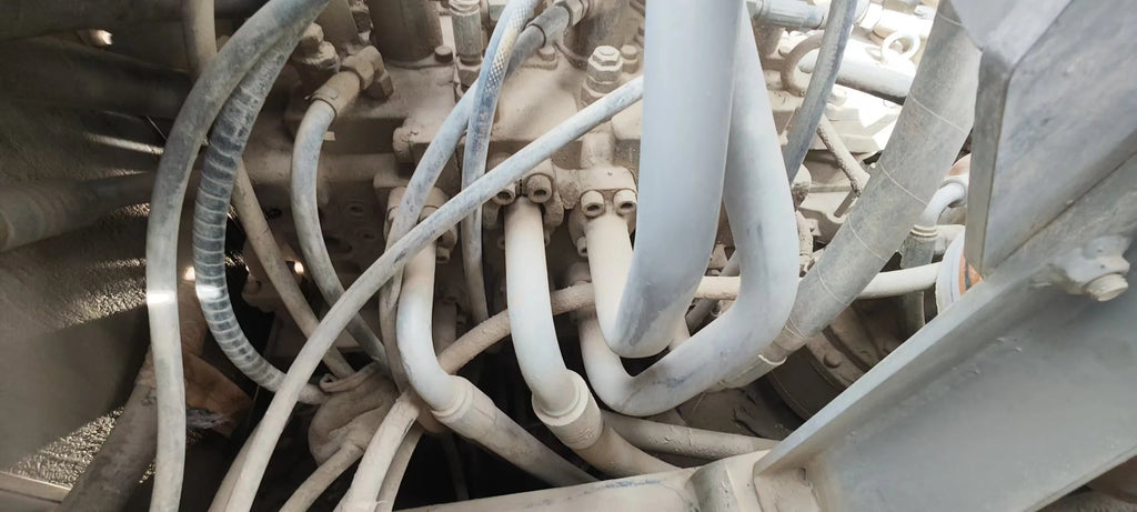 ZE550EK‑10Plus‑5006 | 2022 | 2,583 h | Urumqi — HOLLIS 200 hydraulic breaker