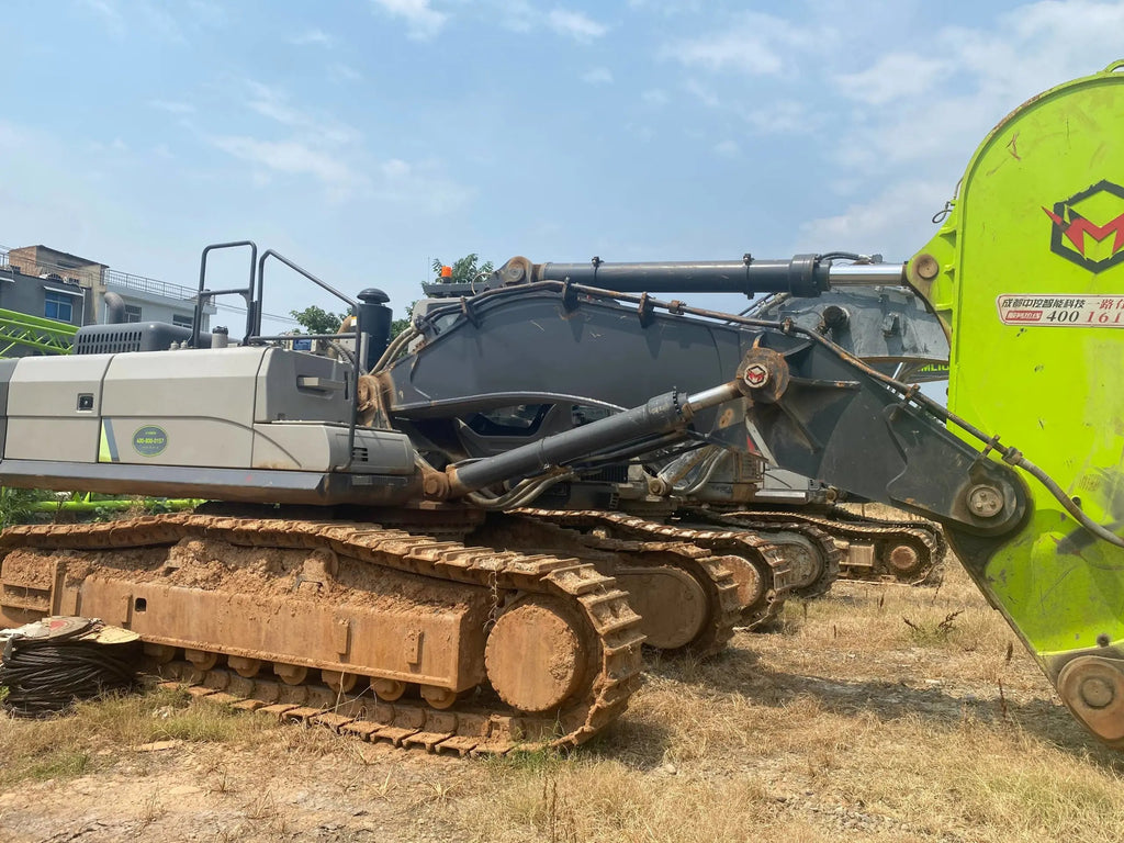 ZE550EK-10-1125 | Built 2021 | 3,620 hrs | Parked in Weinan — Fitted with hook arm (鹰钩臂)
