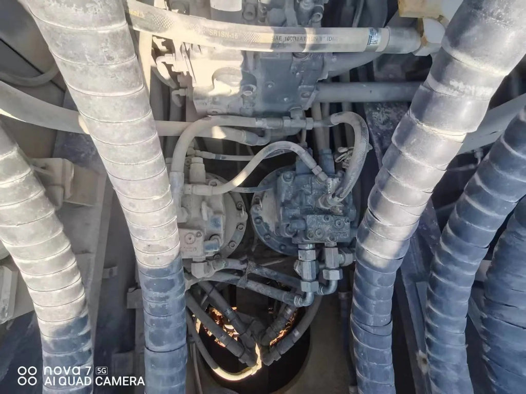 ZE550EK-10-1148 | Built 2022 | 275 hrs | Parked in Weinan — No bucket assembly fitted
