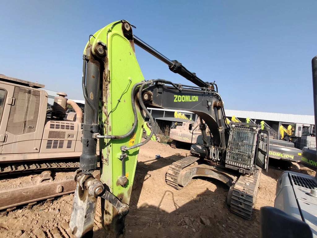ZE550EK‑10‑1224 | 2021 | 3,429 h | Weinan — AIDI 200 hydraulic breaker