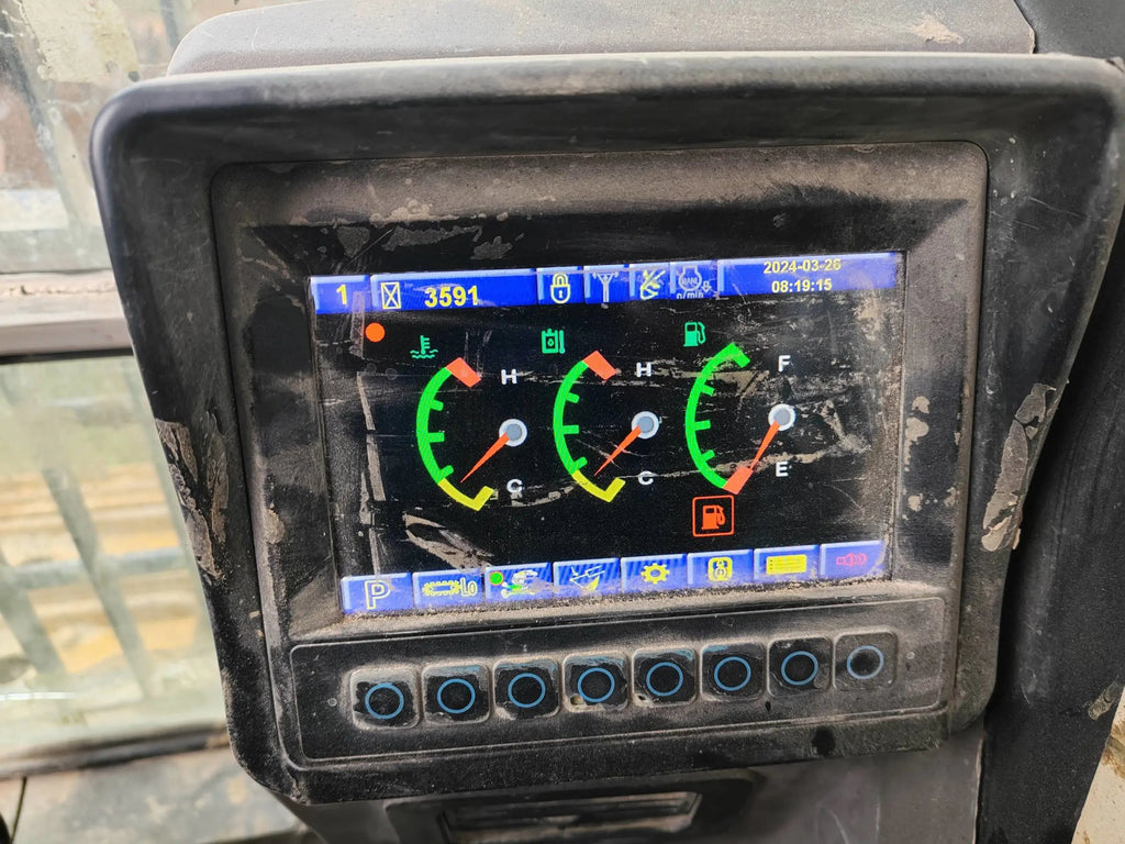 ZE550EK-10-1118 | Built 2021 | 3,614 hrs | Parked in Weinan — Fitted with AIDI 200 hydraulic breaker (艾迪200破碎锤)